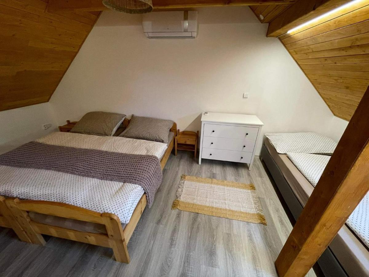 Vinny Sklep U Mna Mutěnice Exterior foto